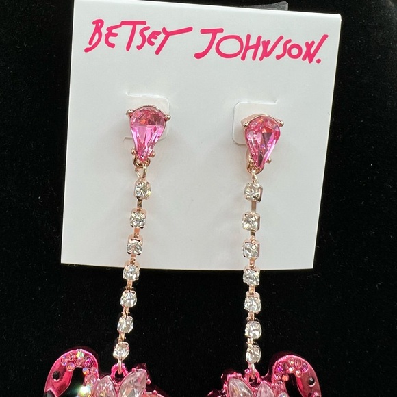 Betsey Johnson NWT  Pink Rhinestone Flamingo Drop Earrings (J013) - Picture 3 of 6